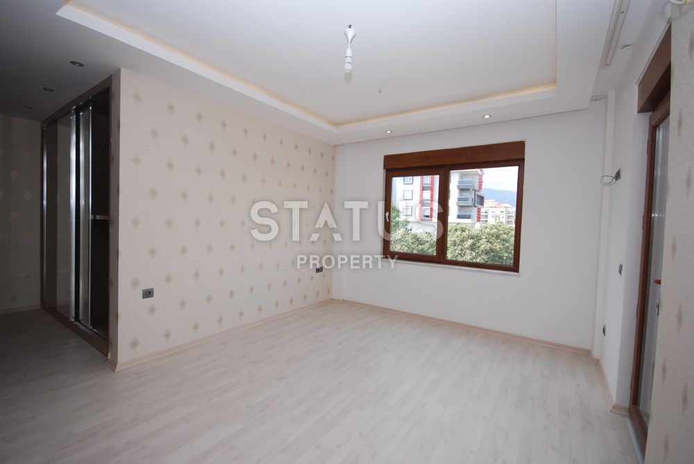 Новые трехкомнатные апартаменты в комплексе с собственной инфраструктурой, 100 кв. м. фото 11