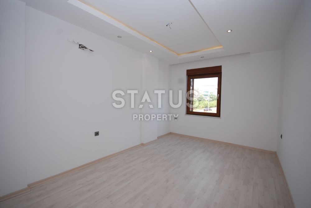 Новые трехкомнатные апартаменты в комплексе с собственной инфраструктурой, 100 кв. м. фото 15