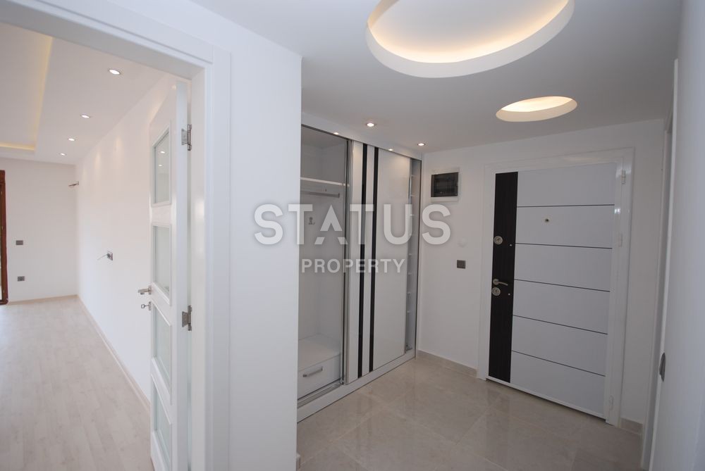 Новые трехкомнатные апартаменты в комплексе с собственной инфраструктурой, 100 кв. м. фото 17