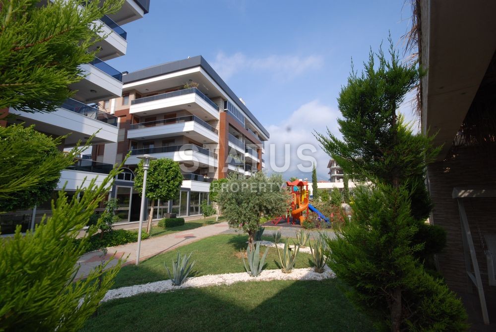 Новые трехкомнатные апартаменты в комплексе с собственной инфраструктурой, 100 кв. м. фото 29