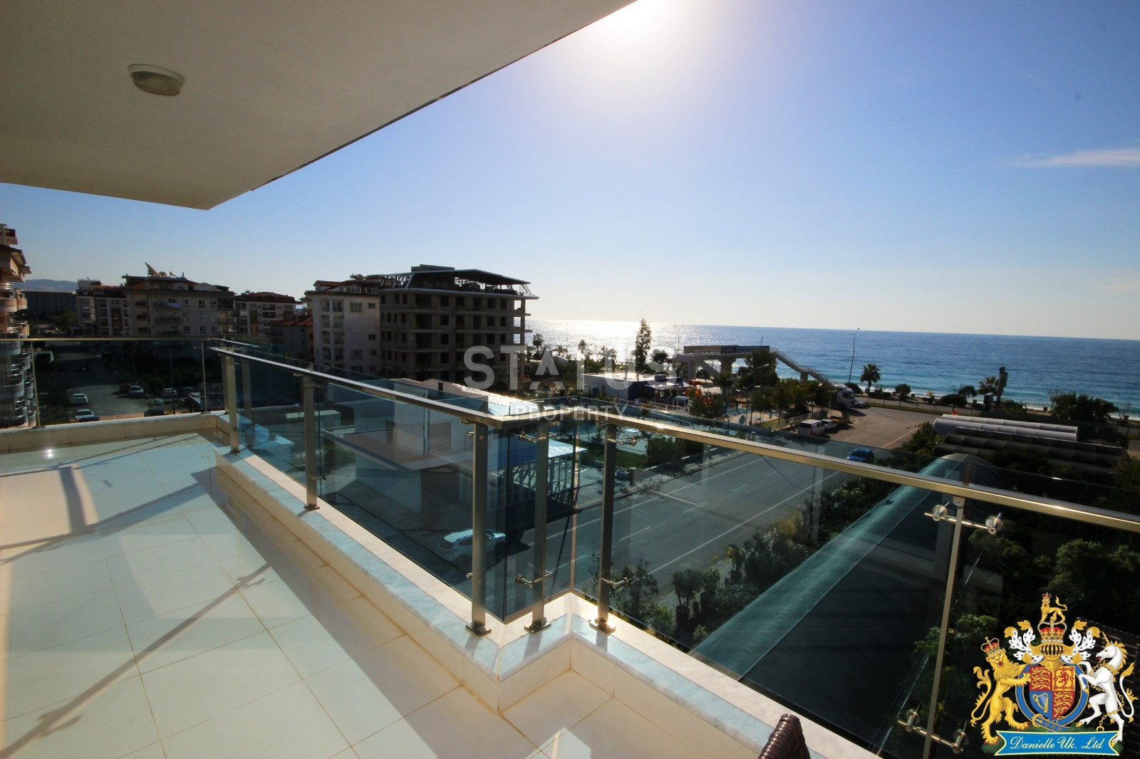 Comfortable apartment 4+1 overlooking the Mediterranean Sea in the Kestel area, 220 sq.m. фото 3