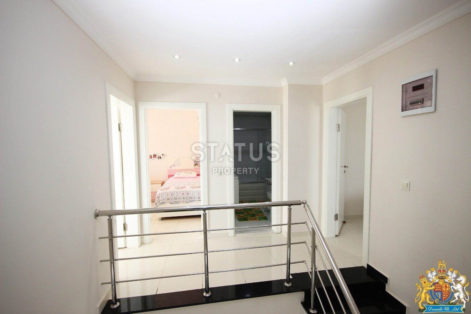 Comfortable apartment 4+1 overlooking the Mediterranean Sea in the Kestel area, 220 sq.m. фото 5