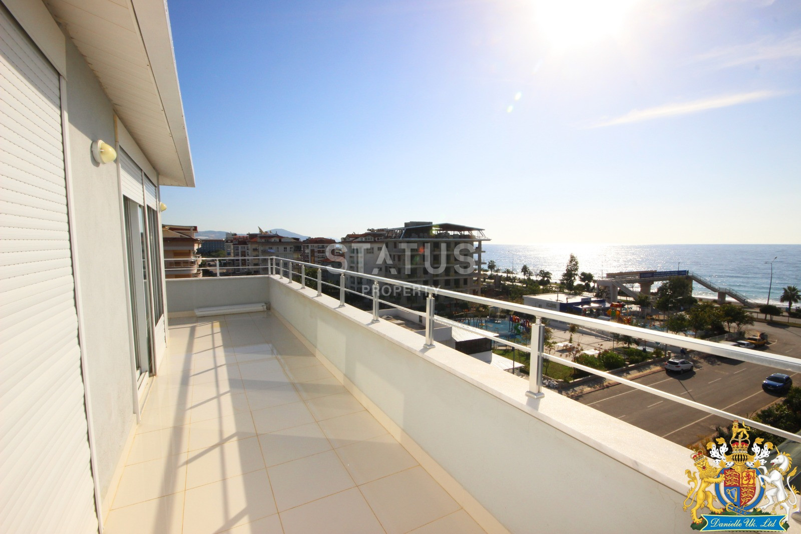 Comfortable apartment 4+1 overlooking the Mediterranean Sea in the Kestel area, 220 sq.m. фото 16