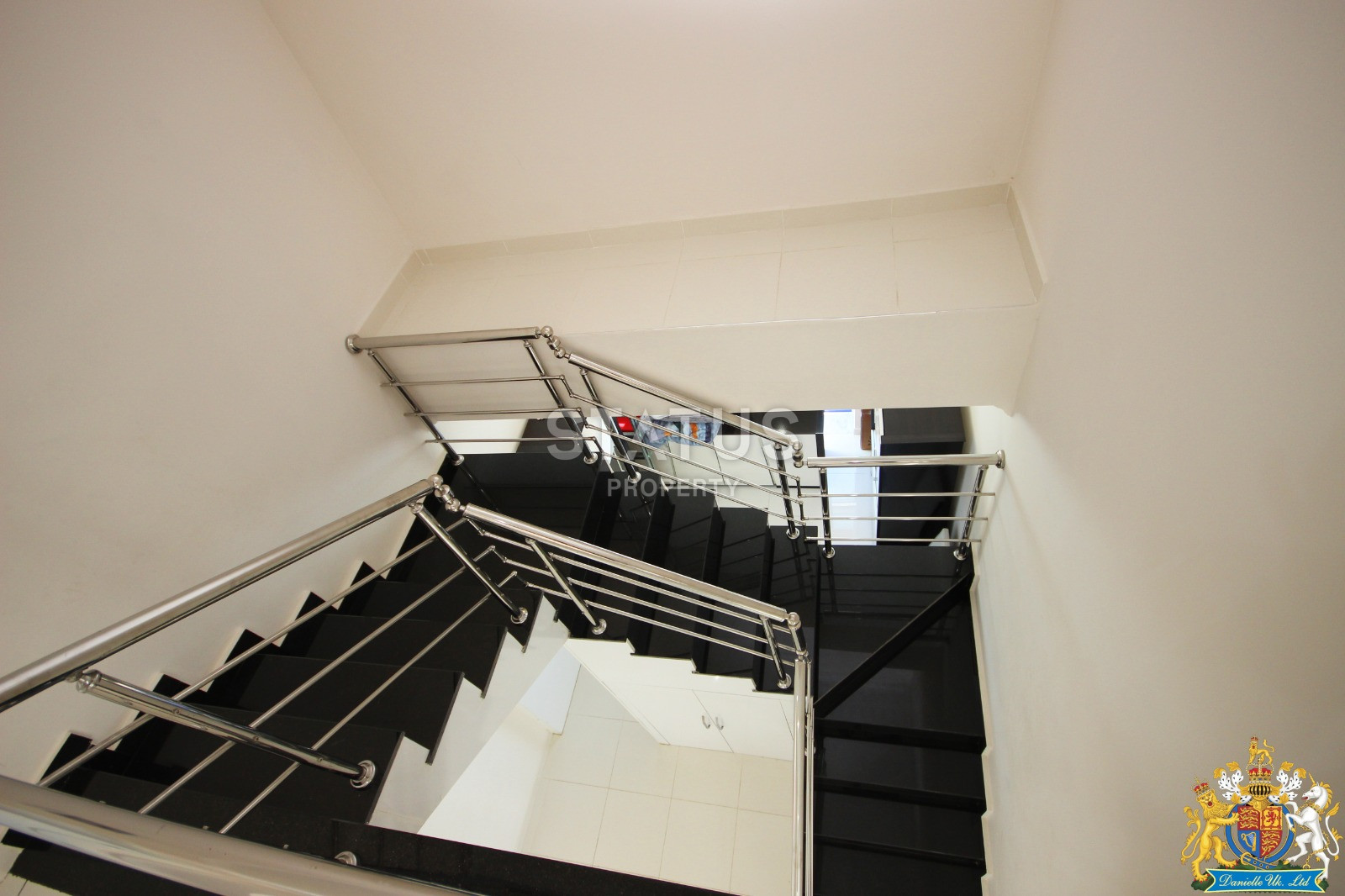 Comfortable apartment 4+1 overlooking the Mediterranean Sea in the Kestel area, 220 sq.m. фото 18