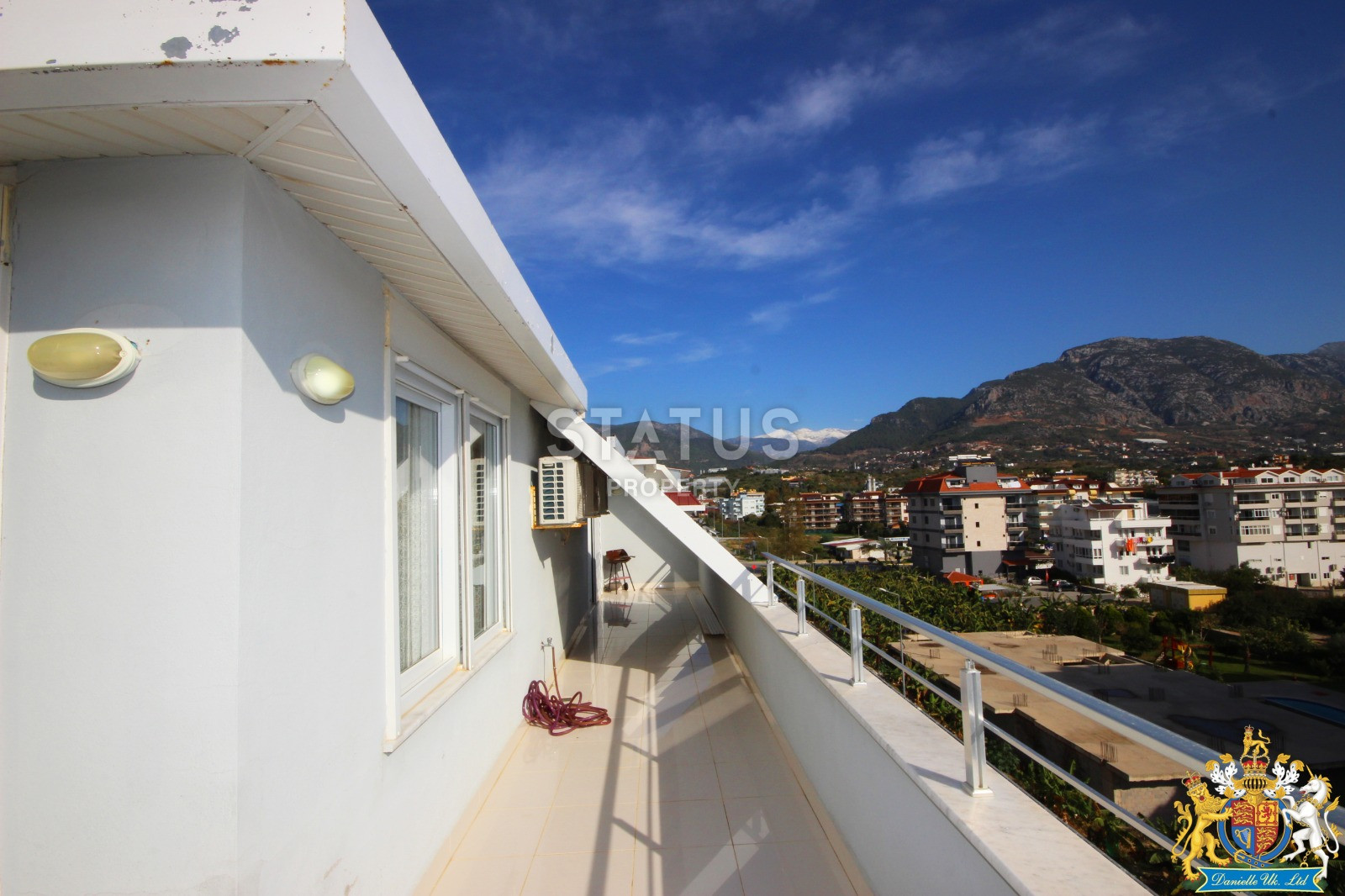 Comfortable apartment 4+1 overlooking the Mediterranean Sea in the Kestel area, 220 sq.m. фото 19