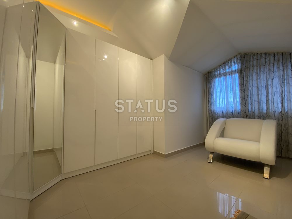 Apartment 4+1 in the center of Alanya, 200 sq.m. фото 6