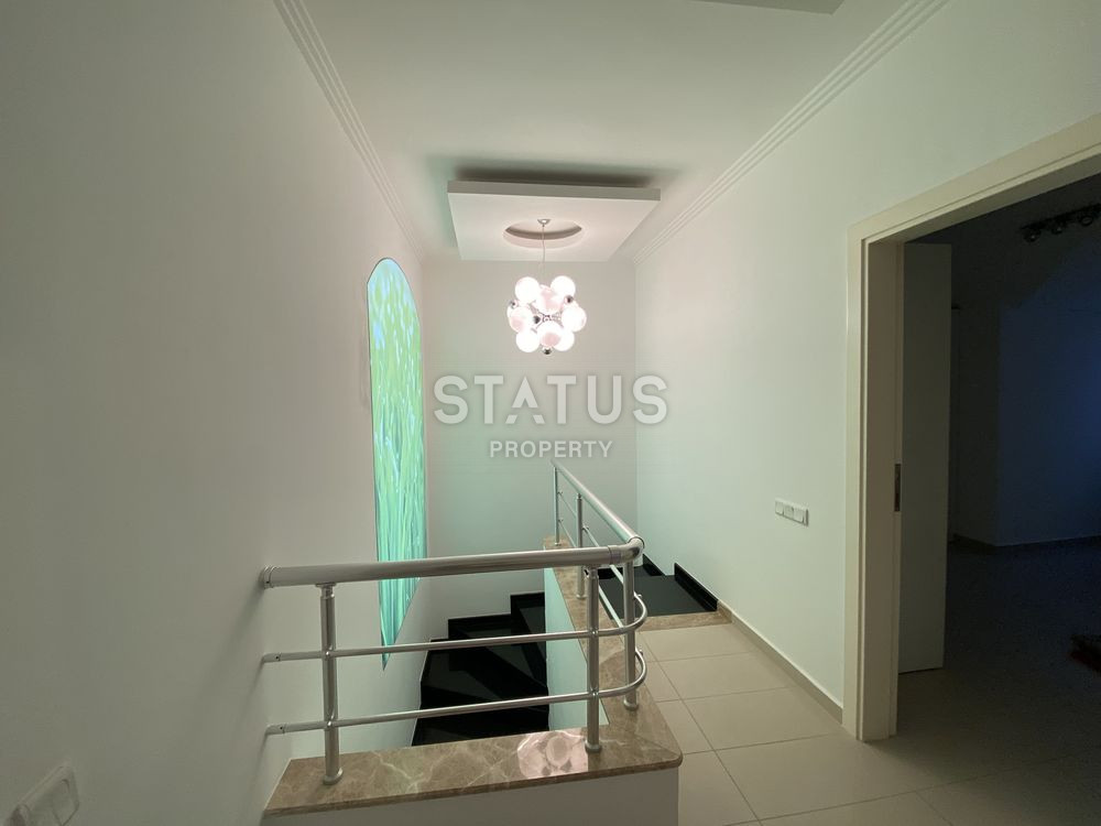 Apartment 4+1 in the center of Alanya, 200 sq.m. фото 8