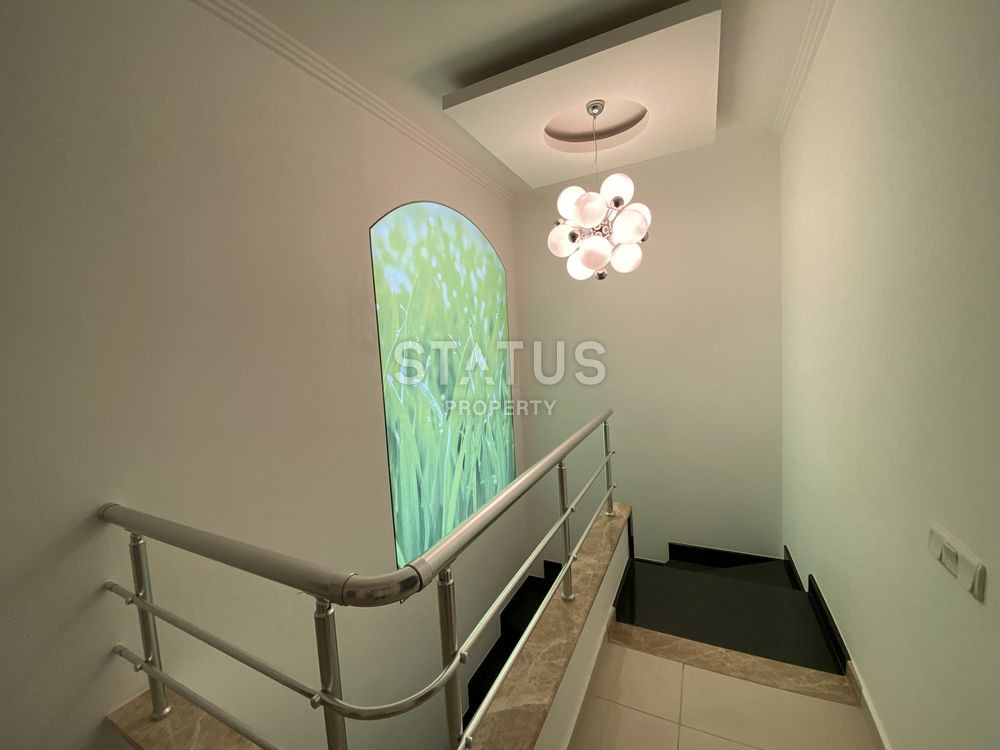 Apartment 4+1 in the center of Alanya, 200 sq.m. фото 9