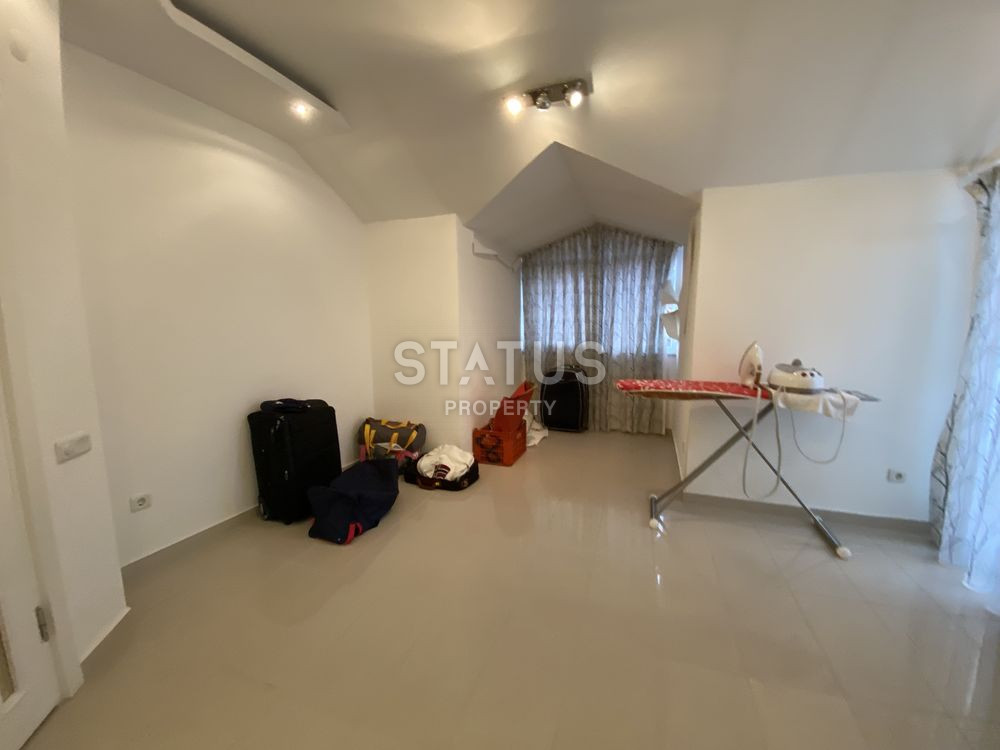 Apartment 4+1 in the center of Alanya, 200 sq.m. фото 19