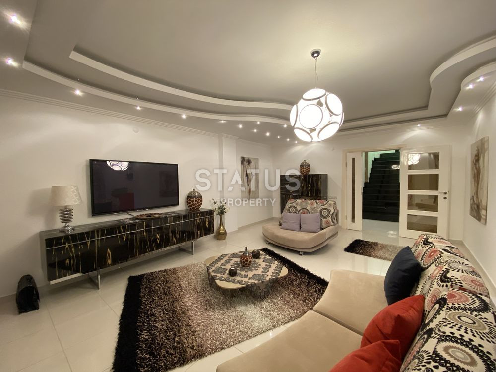 Apartment 4+1 in the center of Alanya, 200 sq.m. фото 31