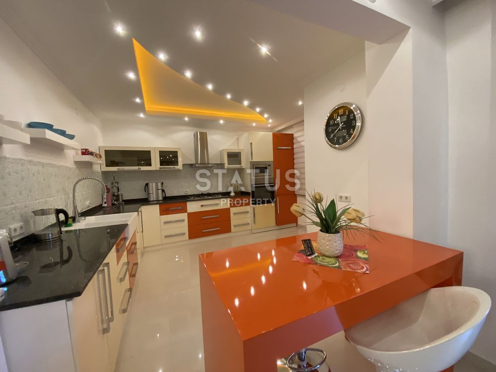 Apartment 4+1 in the center of Alanya, 200 sq.m. фото 45