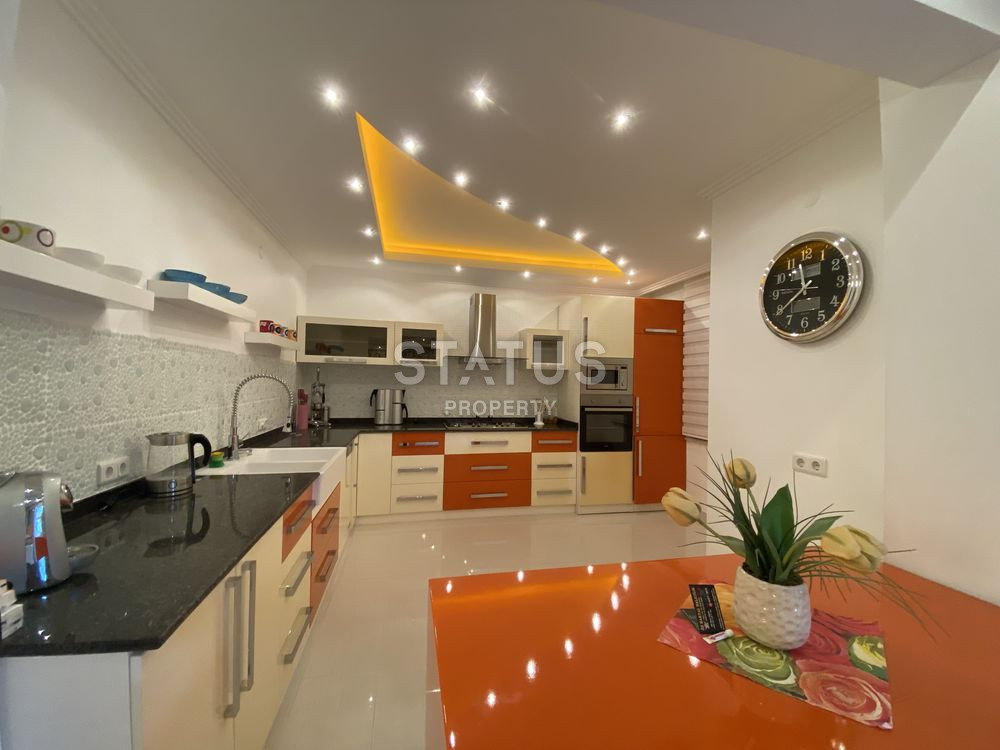 Apartment 4+1 in the center of Alanya, 200 sq.m. фото 53