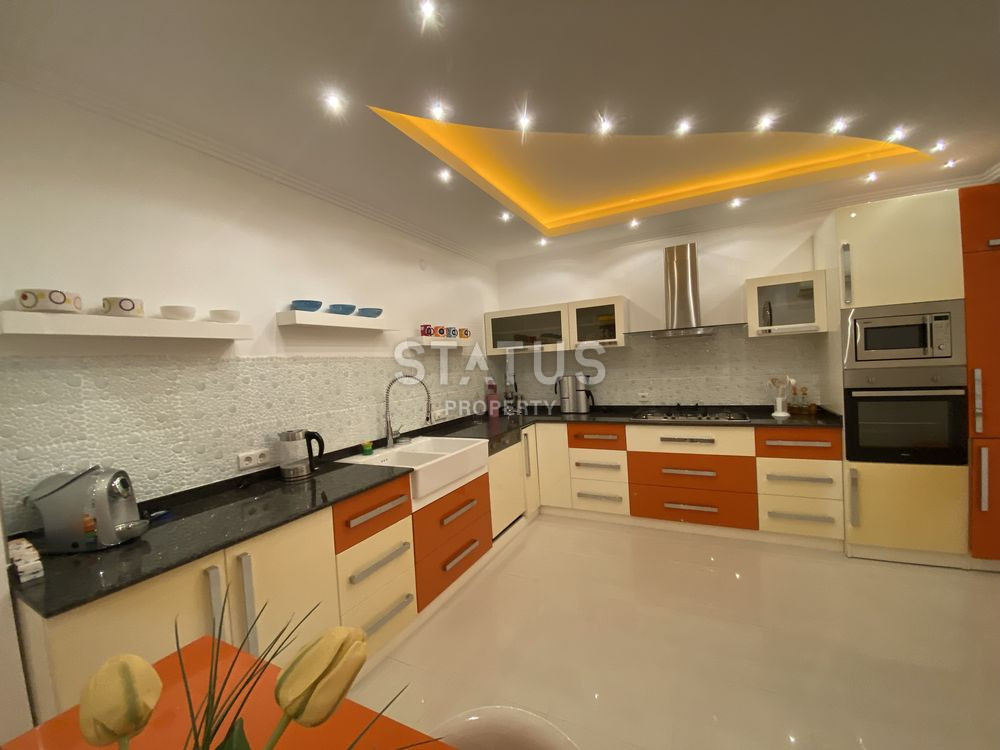 Apartment 4+1 in the center of Alanya, 200 sq.m. фото 65