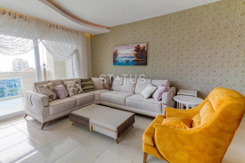 Three-room apartment with furniture in an excellent complex, 125 m2 фото 3