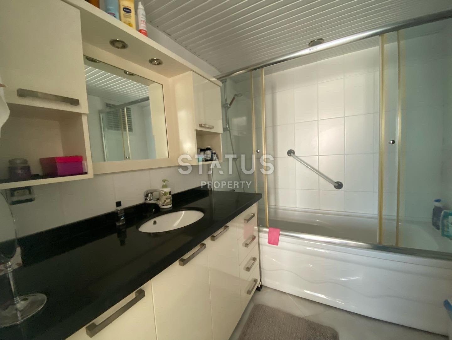 Отлично укомплектованная квартира 2+1 с видом на море в Джикджилли, 105 м2. фото 9