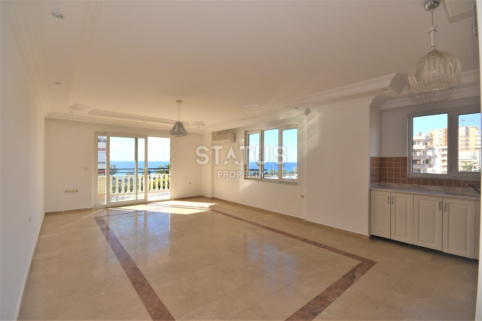 View three-room apartment on the first coastline in Mahmutlar, 115m2 фото 15