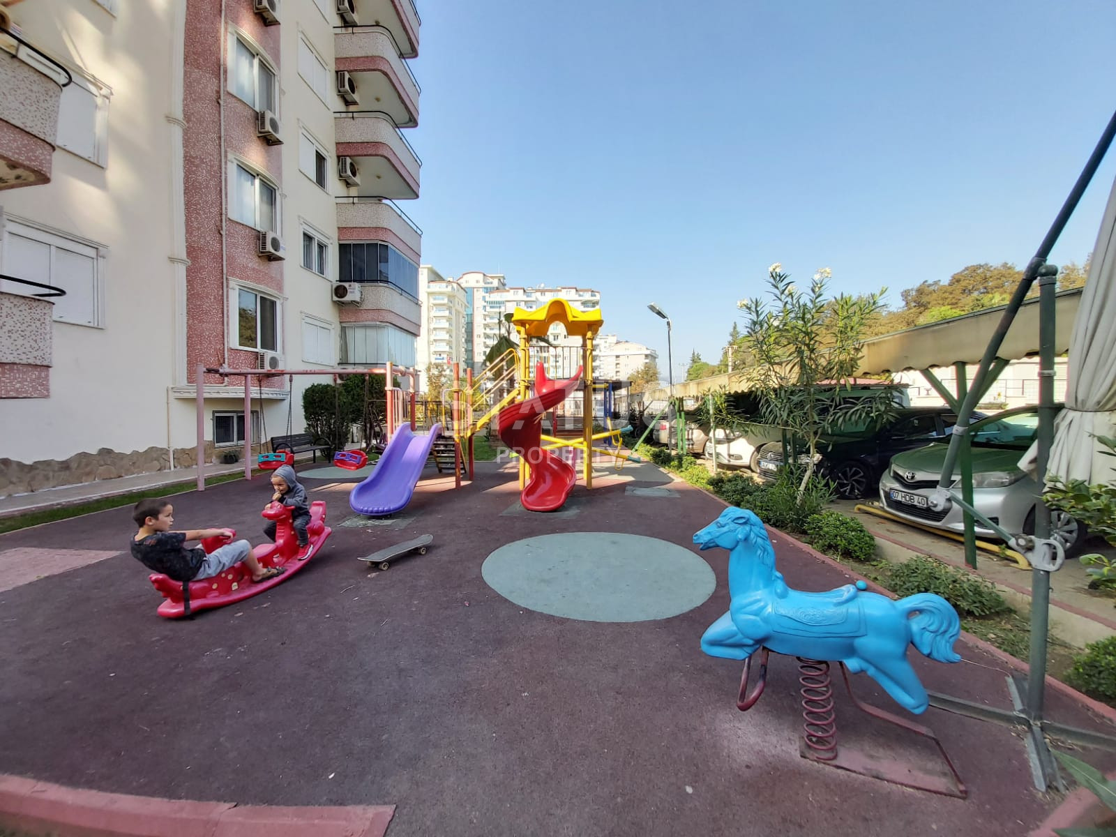 Spacious 2+1 in a popular complex in the center of Mahmutlar, 120m2 фото 6