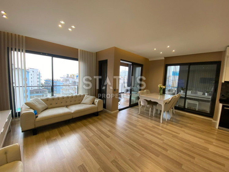 Меблированная трехкомнатная квартира в 150 метрах от моря Махмутларе ,130 кв.м фото 1