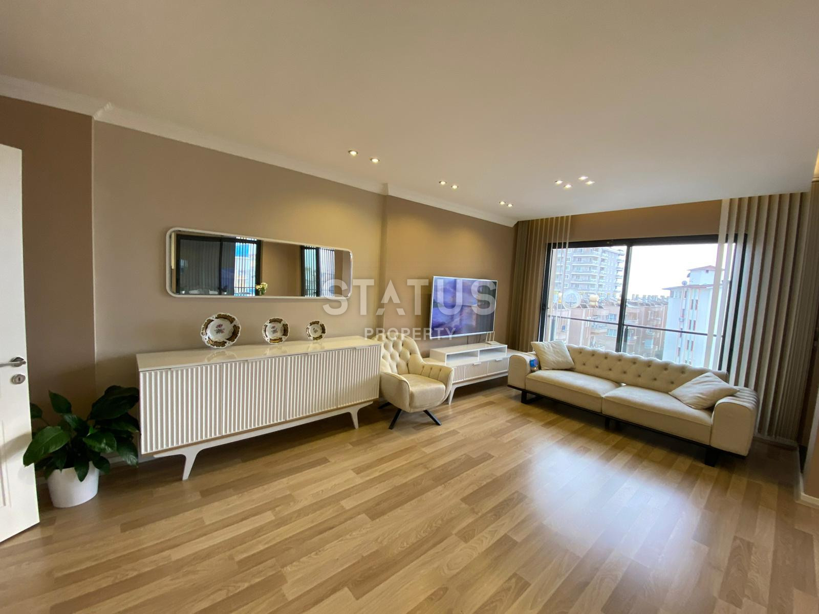 Furnished three-room apartment 150 meters from the sea in Mahmutlar, 130 sq.m фото 6