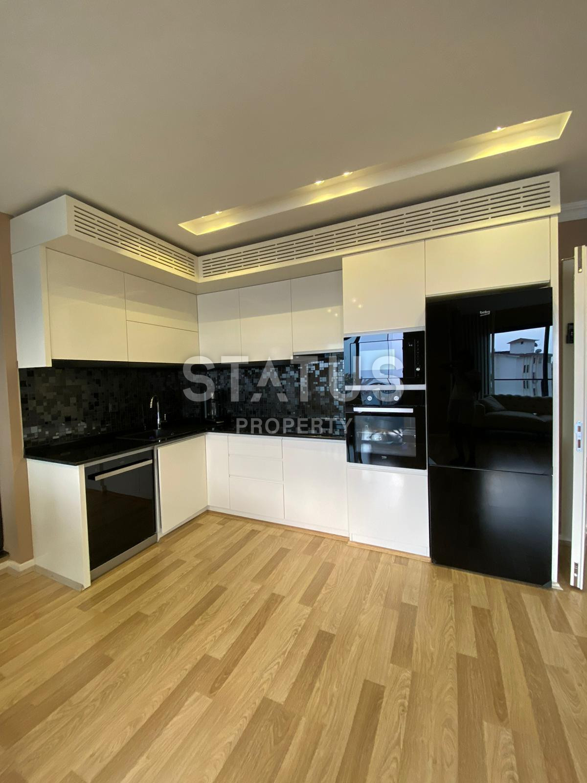 Furnished three-room apartment 150 meters from the sea in Mahmutlar, 130 sq.m фото 12