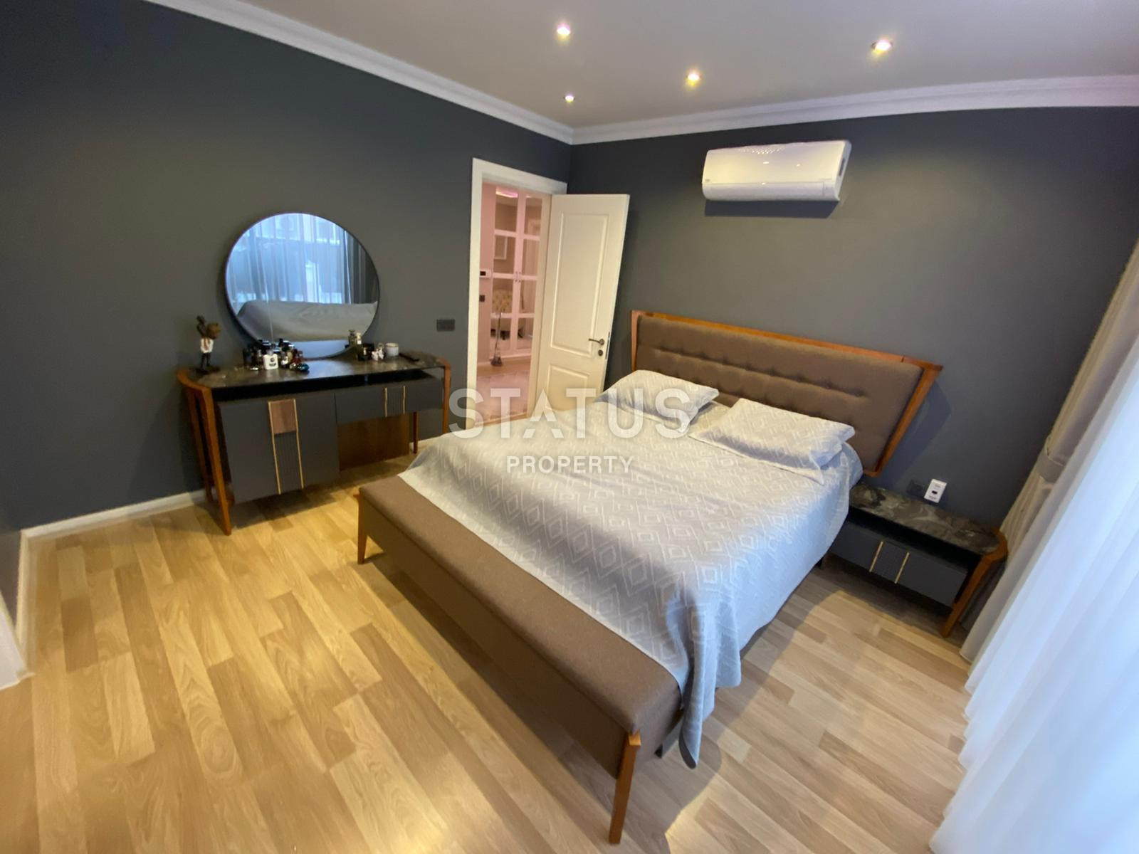 Furnished three-room apartment 150 meters from the sea in Mahmutlar, 130 sq.m фото 16