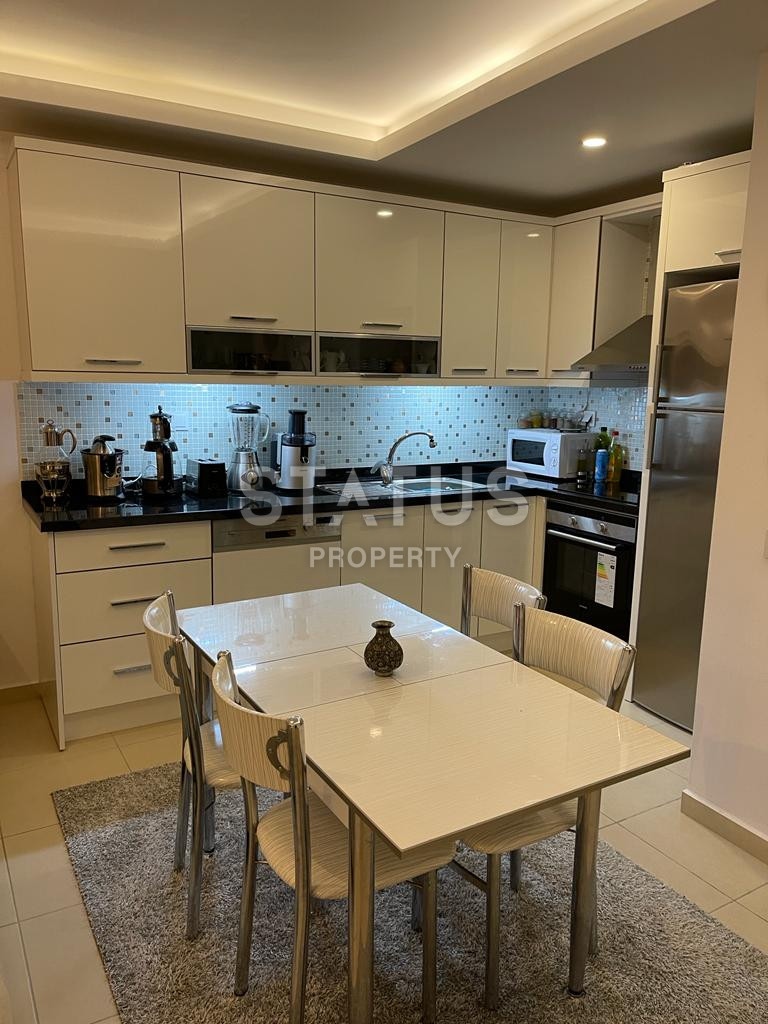 Apartment 1+1 with furniture in a residential complex in the Avsallar area, 68 m2 фото 4