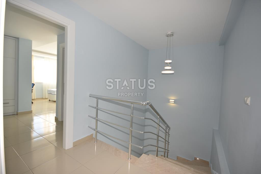 Пентхаус 3+1 с видом на море в Махмутларе, 180 м2 фото 18