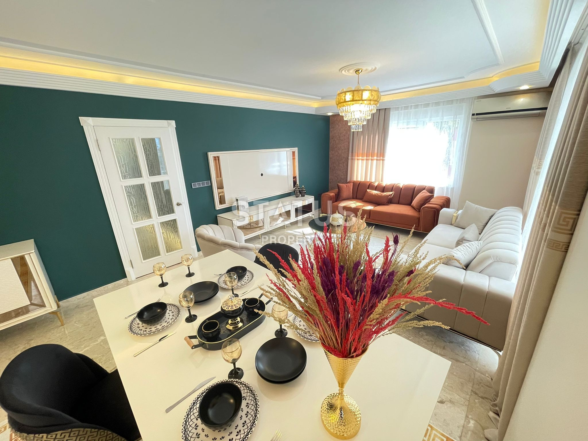 Apartment 2+1 with new furniture in the very center of Mahmutlar, 110 sq.m. фото 3