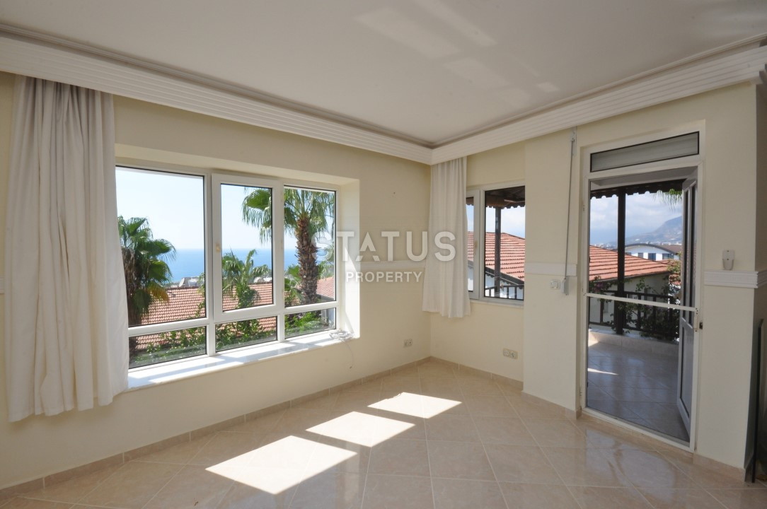 For sale is a villa-townhouse 3+1 in the ecological area of Kargicak, 140 sq.m. фото 9