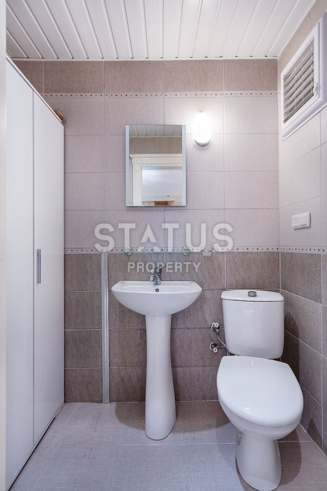 Penthouse 2+1 with a direct view of the sea and the fortress in Mahmutlar, 220 m2 фото 15