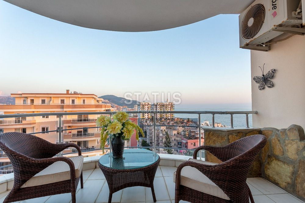 Penthouse 2+1 with a direct view of the sea and the fortress in Mahmutlar, 220 m2 фото 28