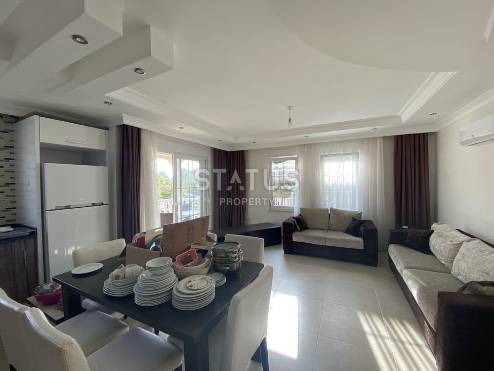 Трехуровневые апартаменты 3+1 с личной территорией в таунхаусе в одном из лучших комплексов в Авсалларе, 200м2 фото 16