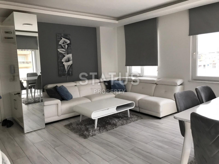 Перевернутый дублекс 2+1 в Махмутларе с новым современным ремонтом, 450м к морю фото 1