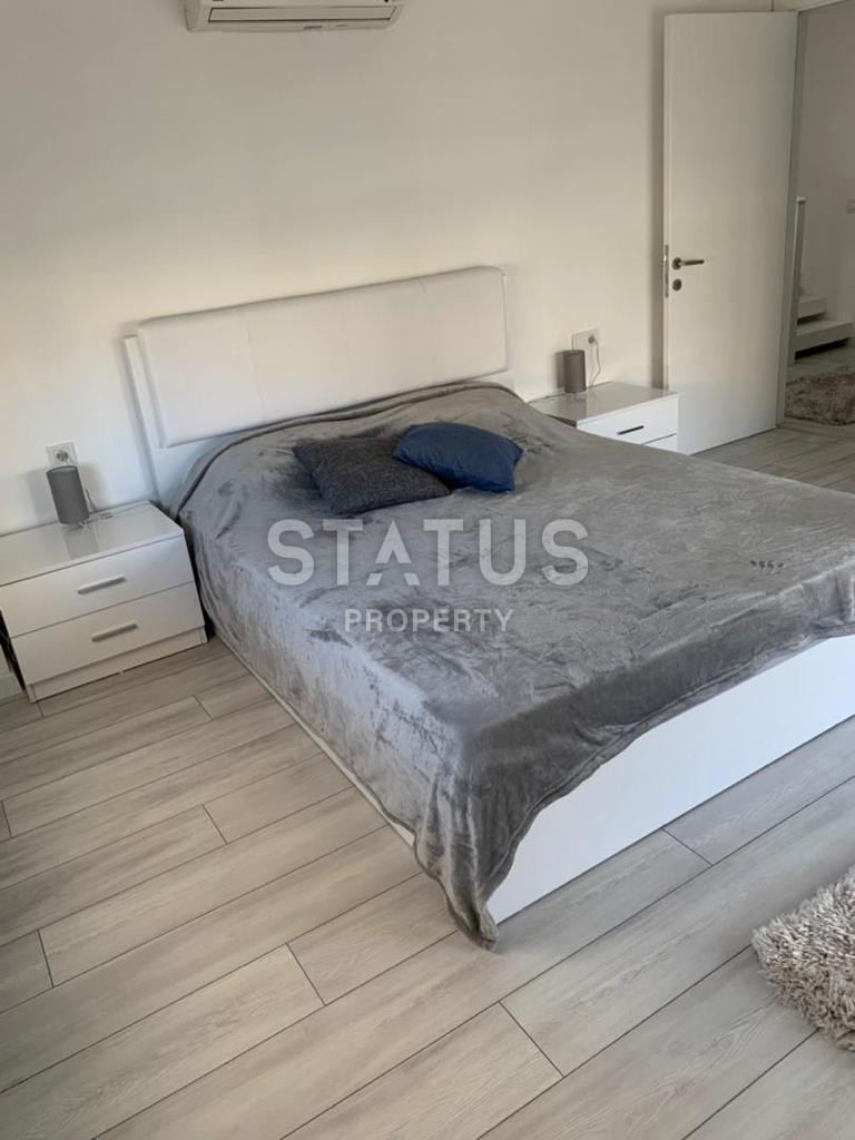 Перевернутый дублекс 2+1 в Махмутларе с новым современным ремонтом, 450м к морю фото 10