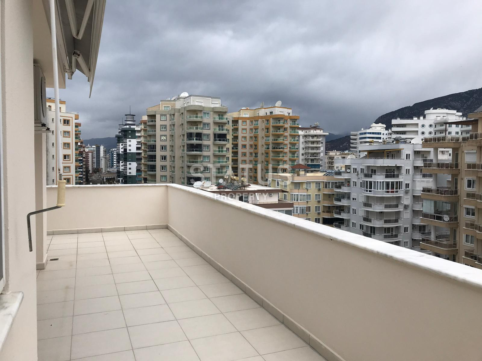 Перевернутый дублекс 2+1 в Махмутларе с новым современным ремонтом, 450м к морю фото 14