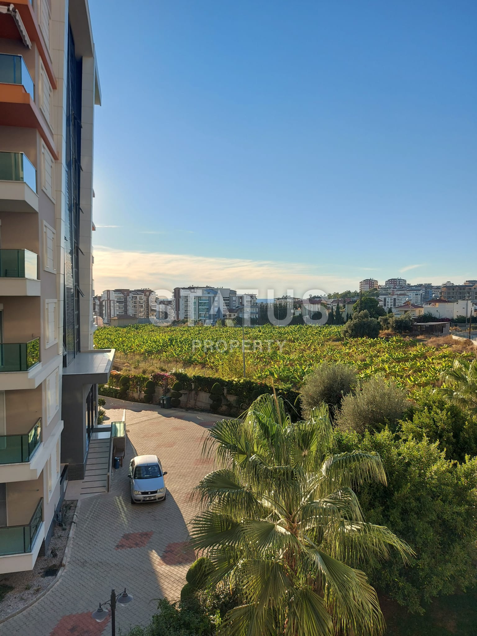 Three-room apartment in a complex with developed infrastructure, 100 sq.m. фото 22