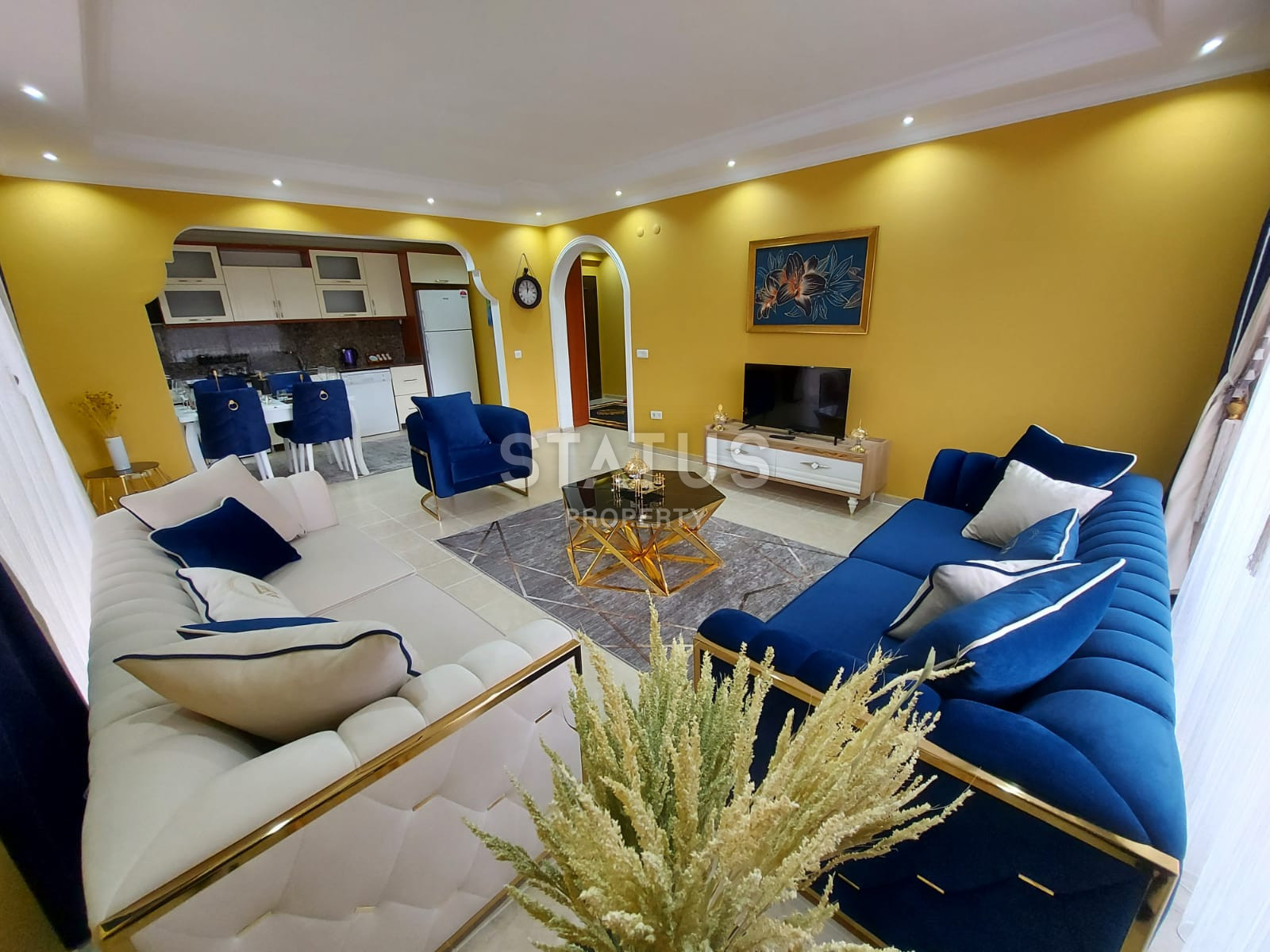 Apartment 2+1 with new furniture in Mahmutlar, 120 m2 фото 3