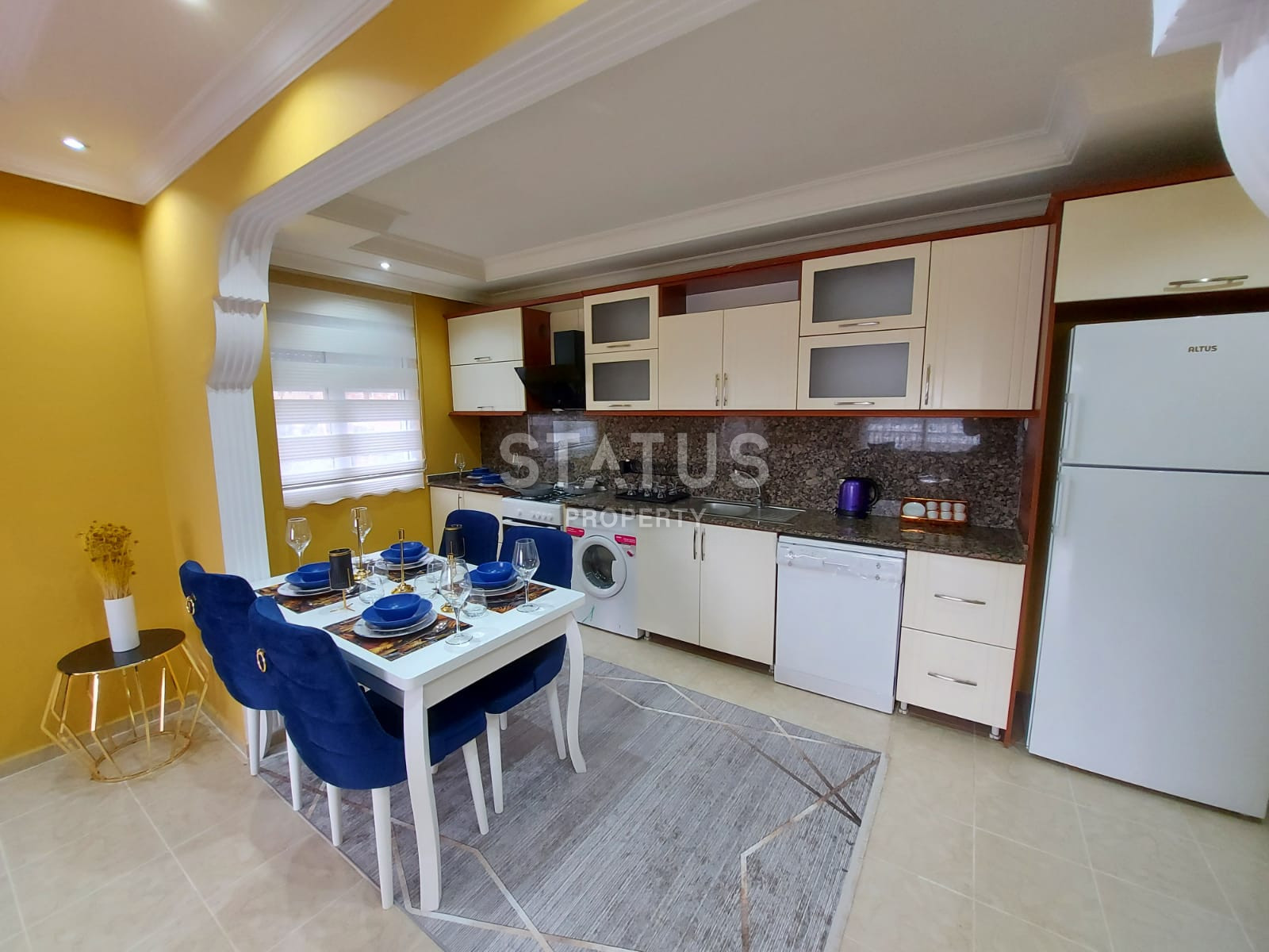 Apartment 2+1 with new furniture in Mahmutlar, 120 m2 фото 4