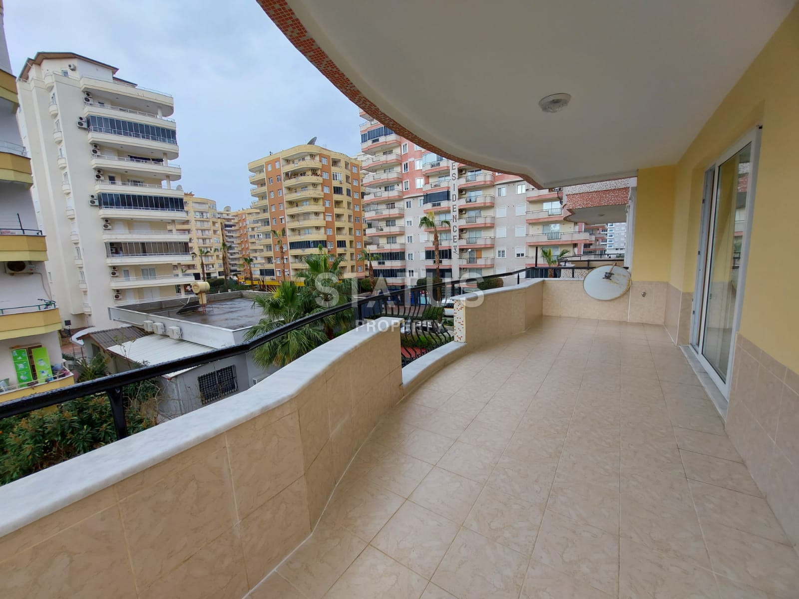 Apartment 2+1 with new furniture in Mahmutlar, 120 m2 фото 21