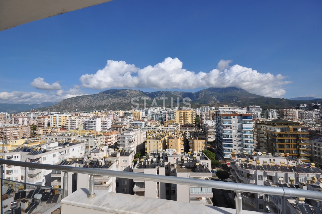 Large penthouse 3+1 with direct sea views, 280 m2 in Mahmutlar. фото 40