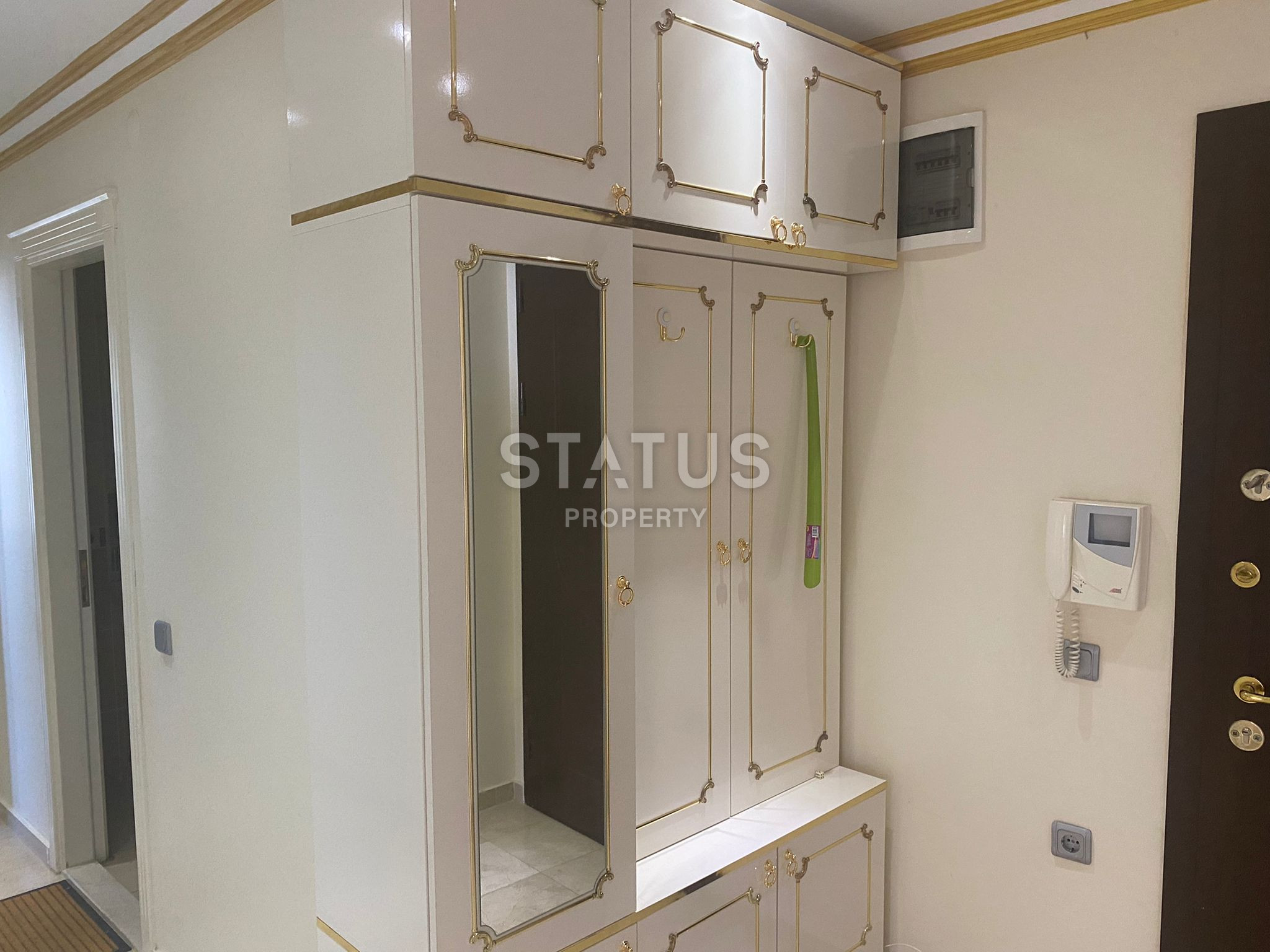 View three-room apartment in Tosmur, first coastline, 110m2 фото 3