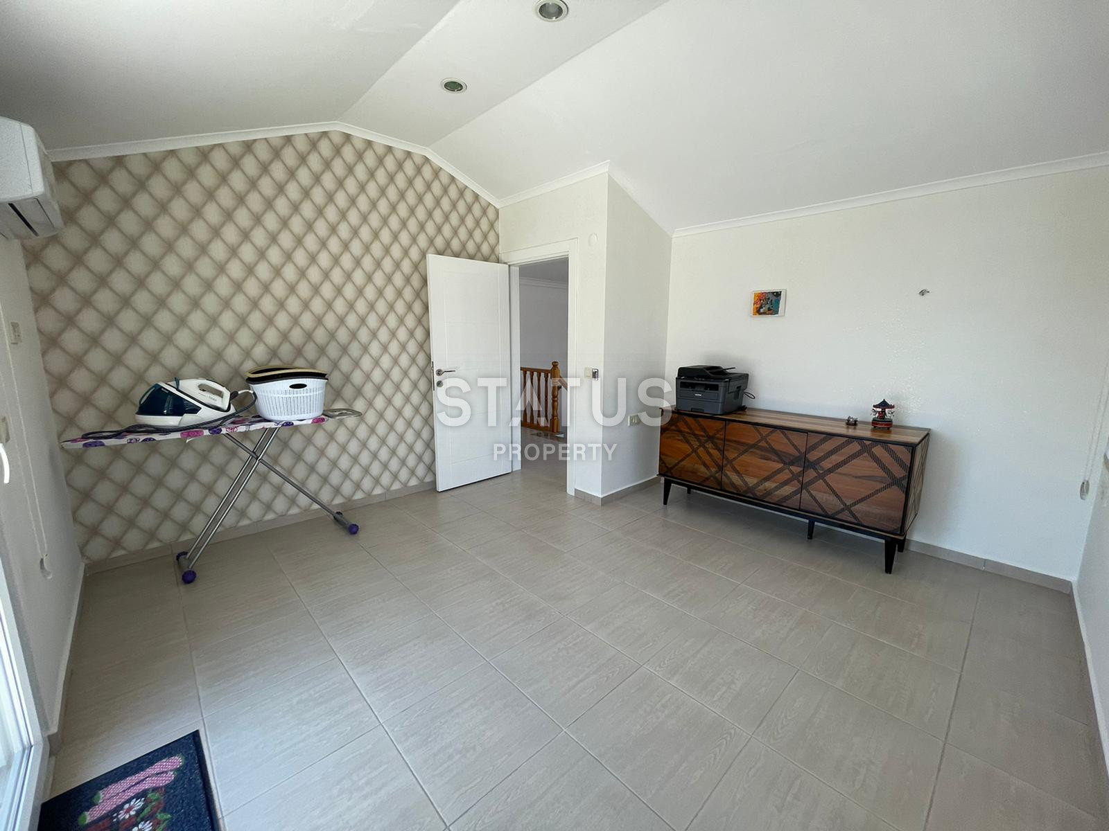 Двухуровневый пентхаус с видом на море в районе Кестель, 175м2 фото 12