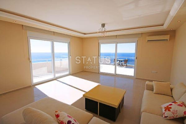 Penthouse 3+1 with furniture and direct sea view, 280 m2 фото 15