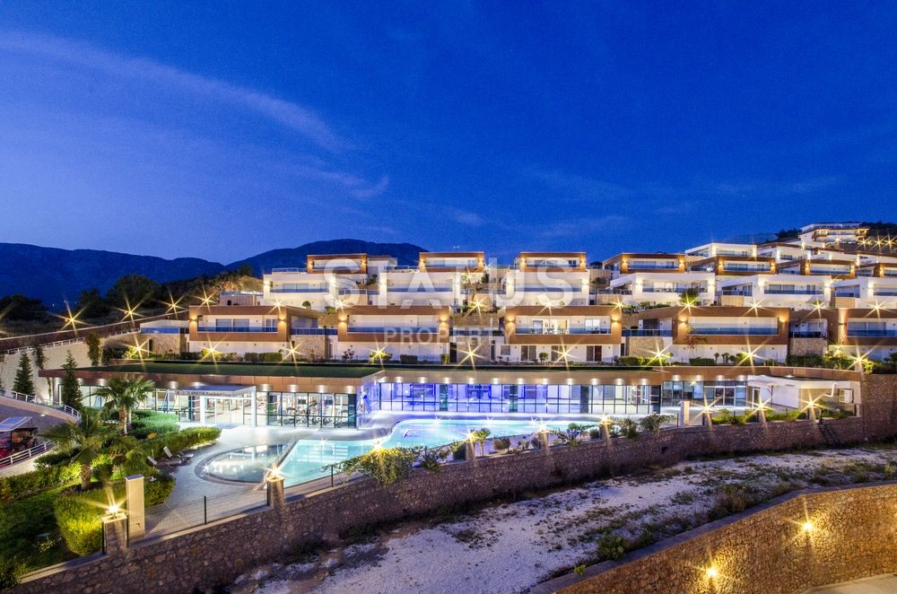 Luxurious villas on the Mediterranean coast фото 3