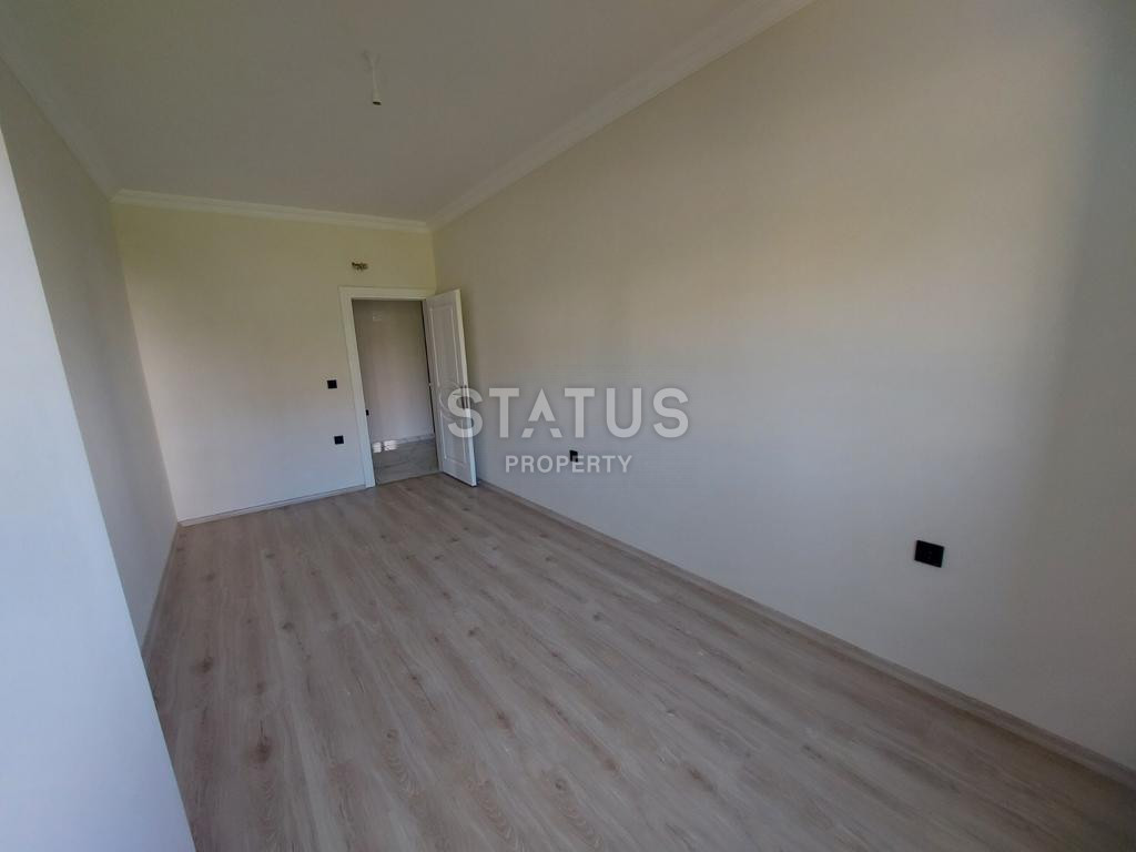 Апартаменты 3+1 с отдельной кухней в районе Махмутлар, 155 м2 фото 3