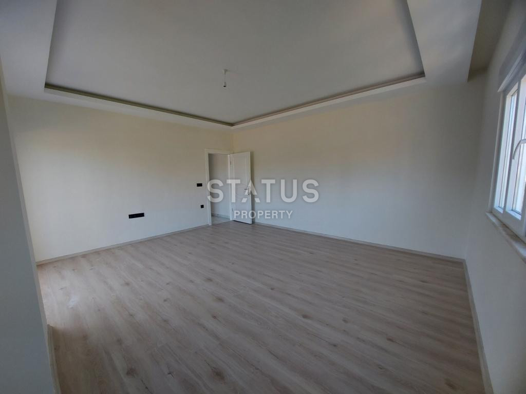 Апартаменты 3+1 с отдельной кухней в районе Махмутлар, 155 м2 фото 9