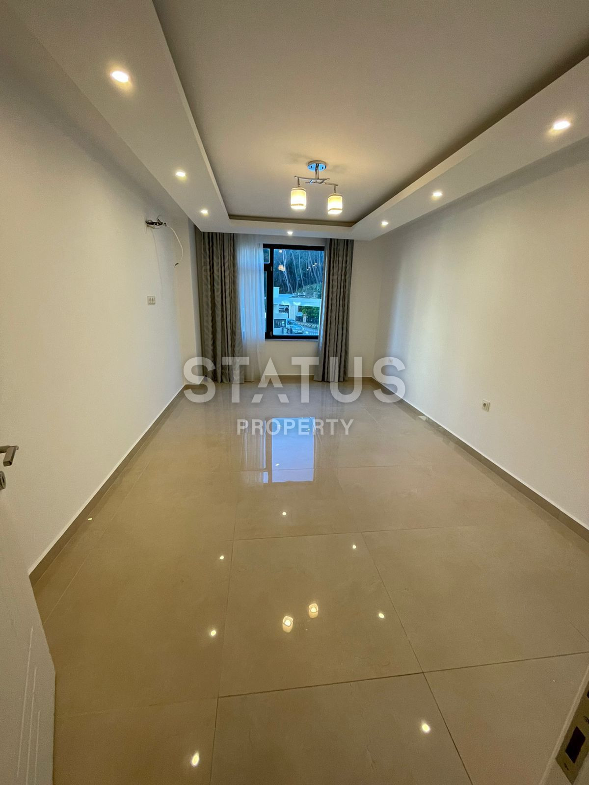 Spacious three-room apartment in Kargicak, 115 sq.m. фото 4