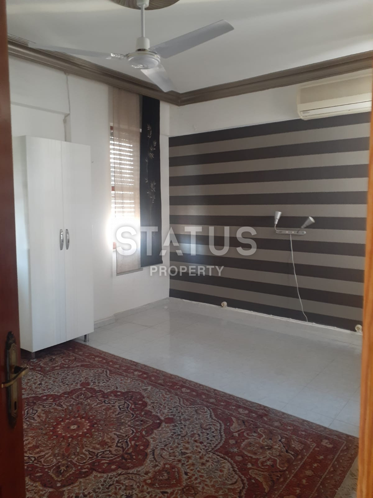 Квартира 1+1 с мебелью в районе пляжа Клеопатры, 70 м2. фото 1