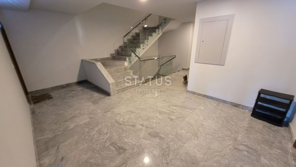 Просторная и светлая 2+1 в отличном комплексе, район Кестель. фото 24