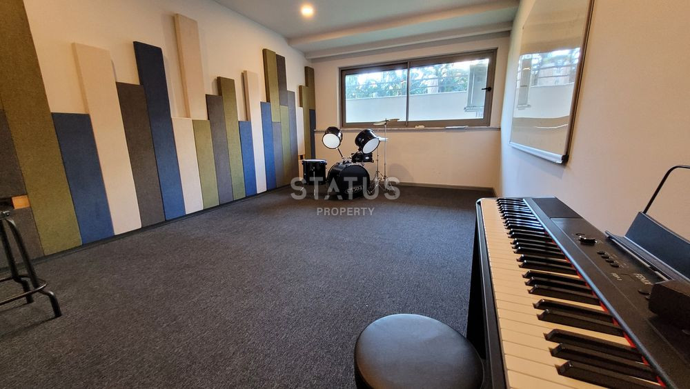 Просторная и светлая 2+1 в отличном комплексе, район Кестель. фото 25